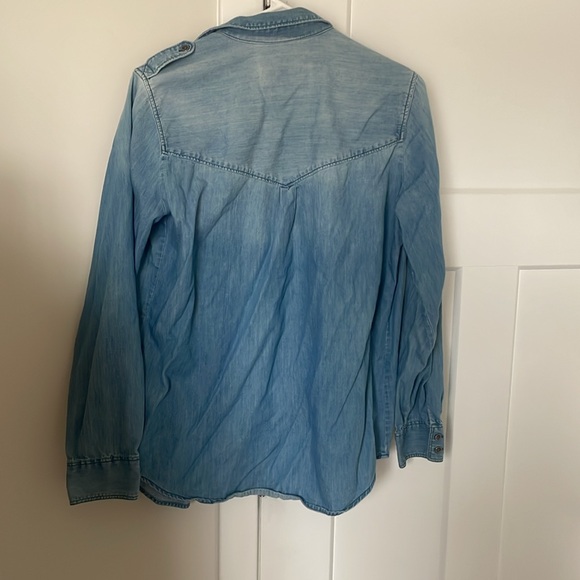 Express boyfriend Jean button down - Picture 2 of 3